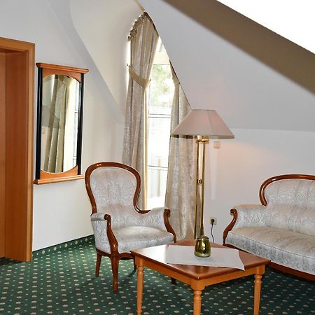 Aslan Kurpark Villa Ольсберг Экстерьер фото